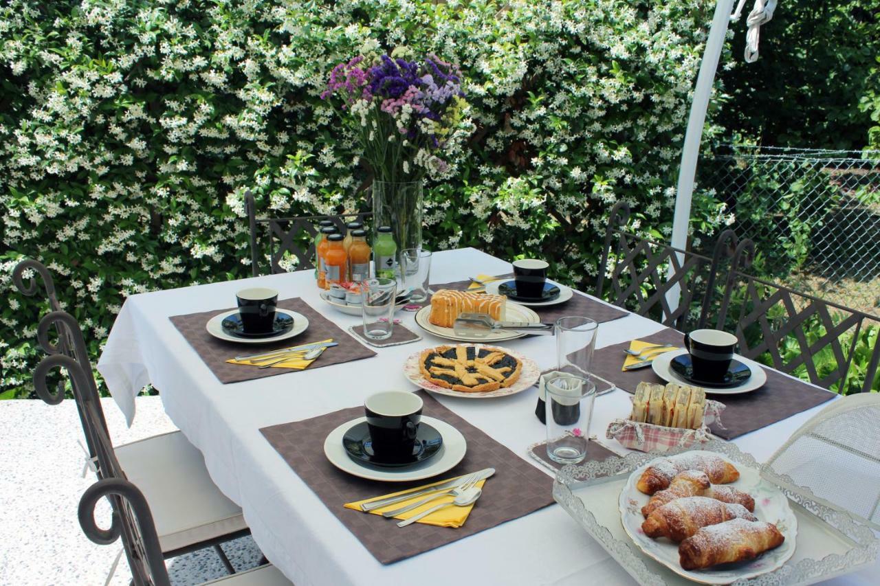 La Sosta Fuori Stazione Bed & Breakfast Brescello Dış mekan fotoğraf